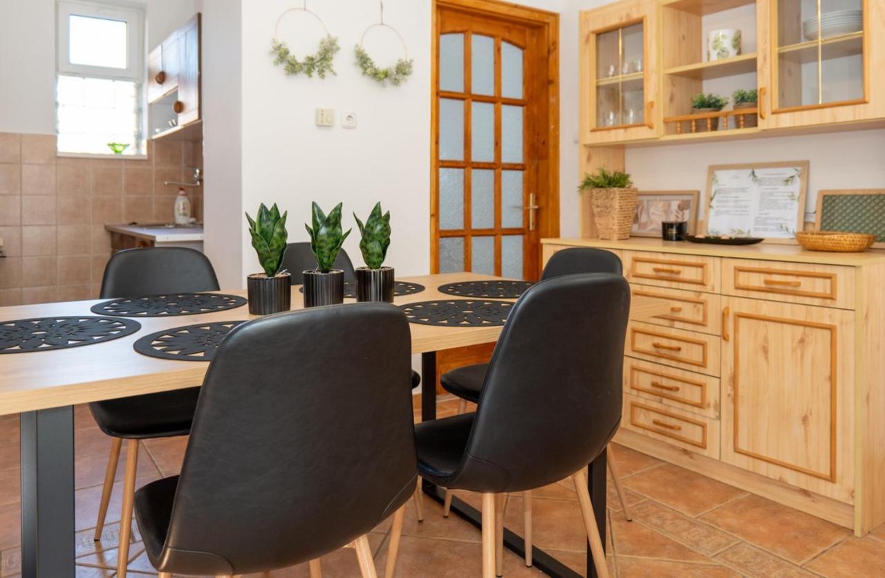 Apartment Akacia *